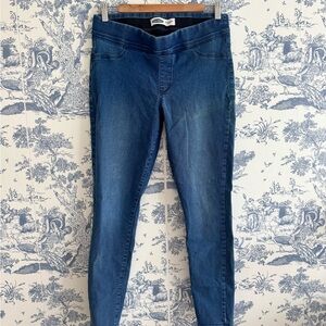 Women's Blue Jeans